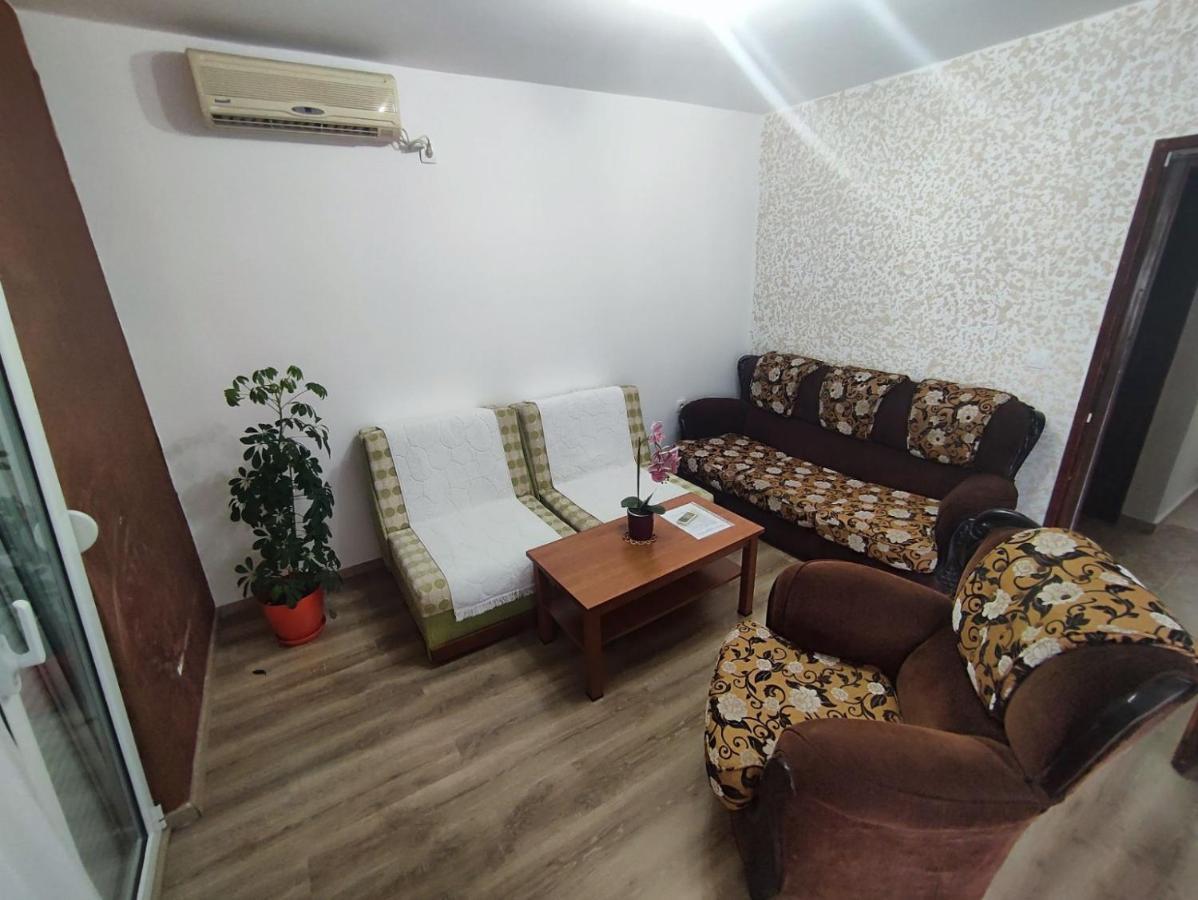 Apartmani Bellami Bečići 外观 照片